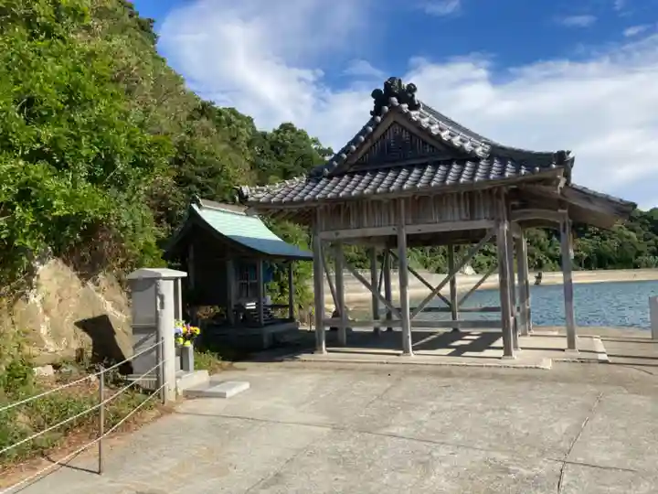 白石龍神社の景色
