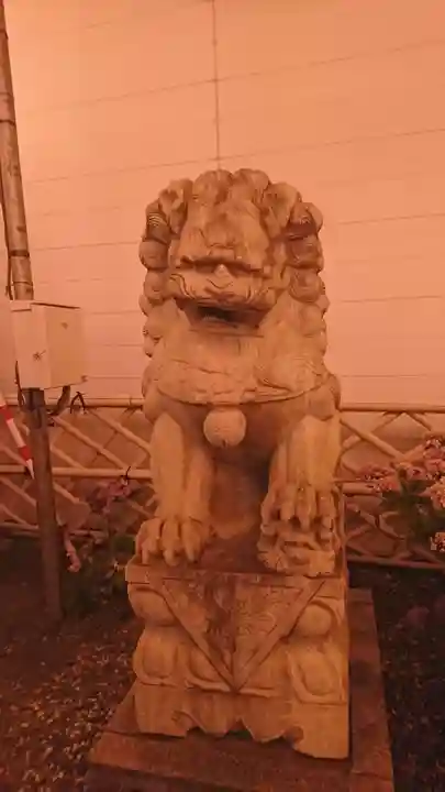 成田山函館別院函館寺の狛犬