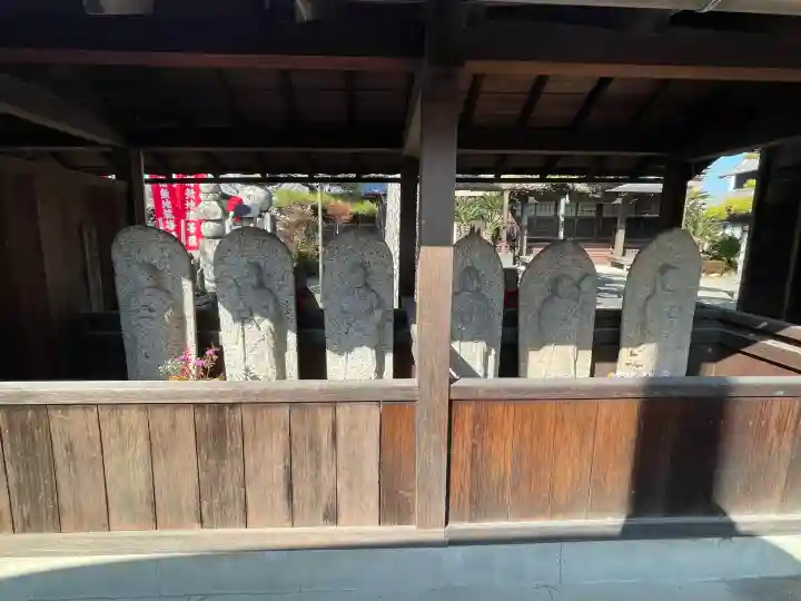 常念寺の{uncategorized: "未分類", other: "その他", undefined: "問題あり", building: "その他建物", grave: "お墓", sacred_gate: "鳥居", guardian: "狛犬", statue: "像", buddha: "仏像", history: "歴史", nature: "自然", garden: "庭園", animal: "動物", pagoda: "塔", temizu: "手水舎", mountain_gate: "山門・神門", sanctuary: "本殿・本堂", subordinate: "末社・摂社", art: "芸術", scenery: "景色", jizo: "地蔵", ema: "絵馬", goshuin: "御朱印", omikuji: "おみくじ", items: "授与品その他", amulet: "お守り", goshuincho: "御朱印帳", eats: "食事", festival: "お祭り", votive_dance: "神楽", shichigosan: "七五三参", wedding: "結婚式", experience: "体験その他", initially: "初詣", around: "周辺", anti_infection: "感染症対策"}