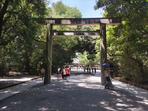 熱田神宮の鳥居