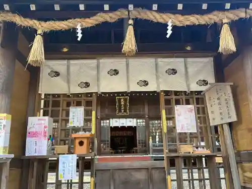 武雄神社の{uncategorized: "未分類", other: "その他", undefined: "問題あり", building: "その他建物", grave: "お墓", sacred_gate: "鳥居", guardian: "狛犬", statue: "像", buddha: "仏像", history: "歴史", nature: "自然", garden: "庭園", animal: "動物", pagoda: "塔", temizu: "手水舎", mountain_gate: "山門・神門", sanctuary: "本殿・本堂", subordinate: "末社・摂社", art: "芸術", scenery: "景色", jizo: "地蔵", ema: "絵馬", goshuin: "御朱印", omikuji: "おみくじ", items: "授与品その他", amulet: "お守り", goshuincho: "御朱印帳", eats: "食事", festival: "お祭り", votive_dance: "神楽", shichigosan: "七五三参", wedding: "結婚式", experience: "体験その他", initially: "初詣", around: "周辺", anti_infection: "感染症対策"}