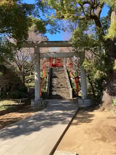 穴八幡宮の鳥居