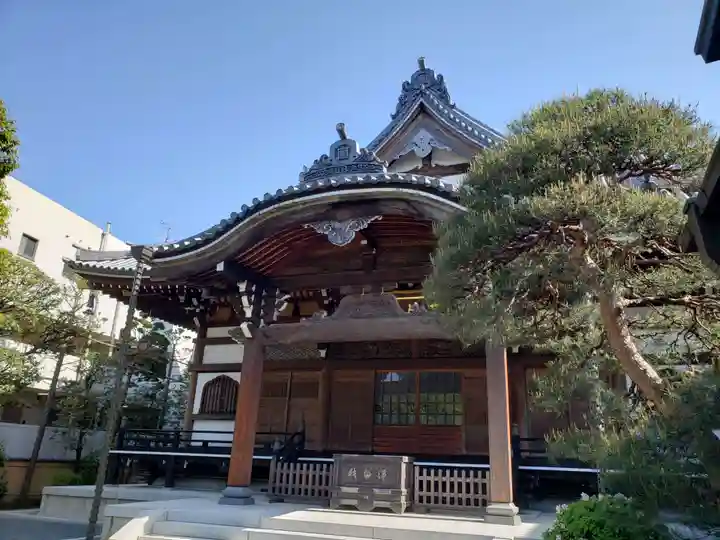 立法寺の本殿・本堂