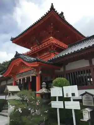 伊佐爾波神社の本殿・本堂