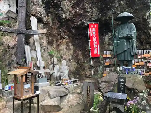 徳善院明王密寺の仏像