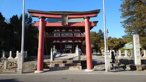 飯野八幡宮の鳥居