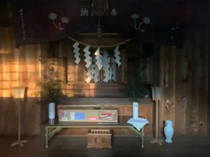 熊野神社の本殿・本堂