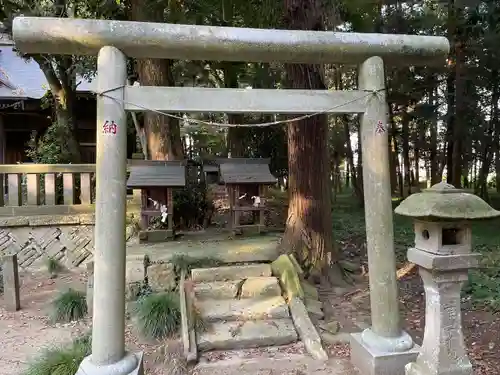 吉田八幡宮の末社・摂社