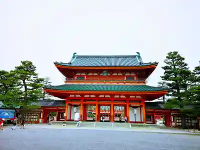 平安神宮の山門・神門