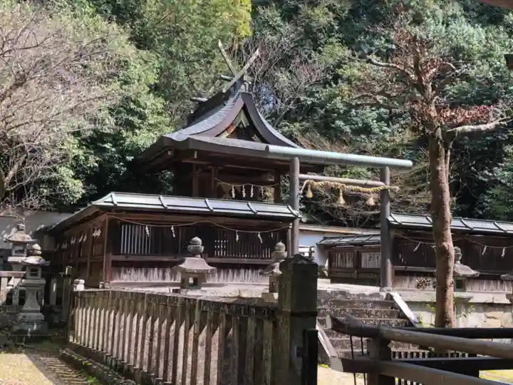 伊射奈岐神社の本殿・本堂