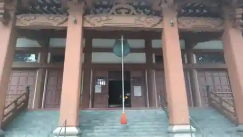 乙寳寺の本殿・本堂