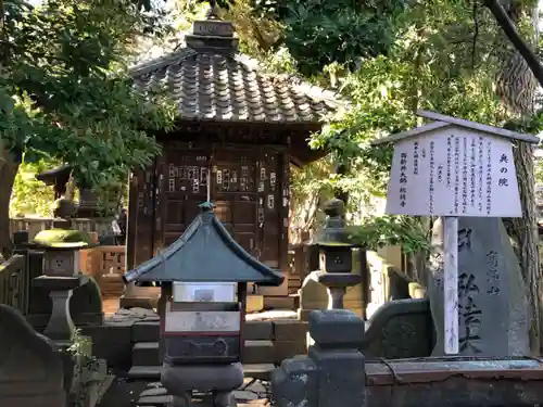 西新井大師総持寺の末社・摂社