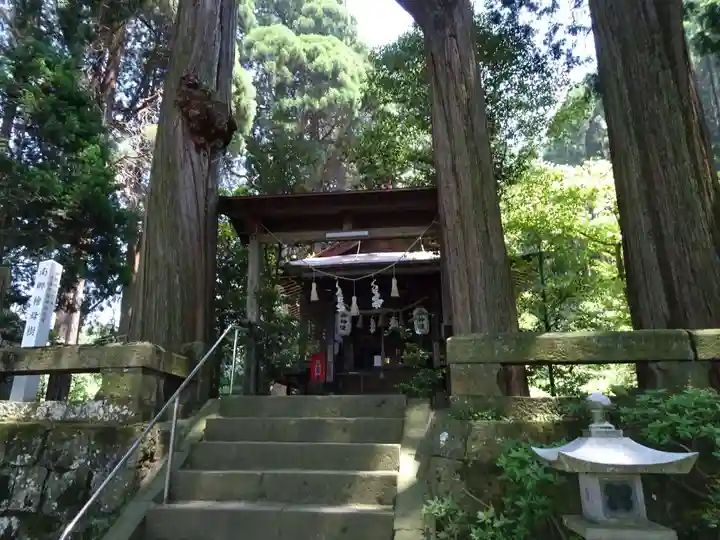 高森阿蘇神社の本殿・本堂