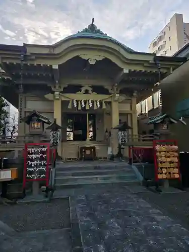 矢先稲荷神社の{uncategorized: "未分類", other: "その他", undefined: "問題あり", building: "その他建物", grave: "お墓", sacred_gate: "鳥居", guardian: "狛犬", statue: "像", buddha: "仏像", history: "歴史", nature: "自然", garden: "庭園", animal: "動物", pagoda: "塔", temizu: "手水舎", mountain_gate: "山門・神門", sanctuary: "本殿・本堂", subordinate: "末社・摂社", art: "芸術", scenery: "景色", jizo: "地蔵", ema: "絵馬", goshuin: "御朱印", omikuji: "おみくじ", items: "授与品その他", amulet: "お守り", goshuincho: "御朱印帳", eats: "食事", festival: "お祭り", votive_dance: "神楽", shichigosan: "七五三参", wedding: "結婚式", experience: "体験その他", initially: "初詣", around: "周辺", anti_infection: "感染症対策"}