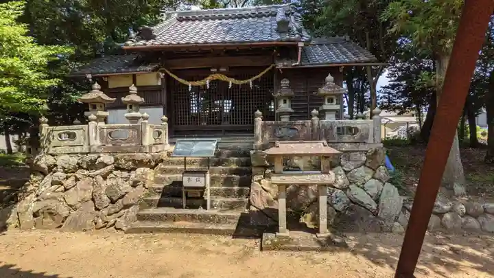 白山社(羽黒南郷)の本殿・本堂