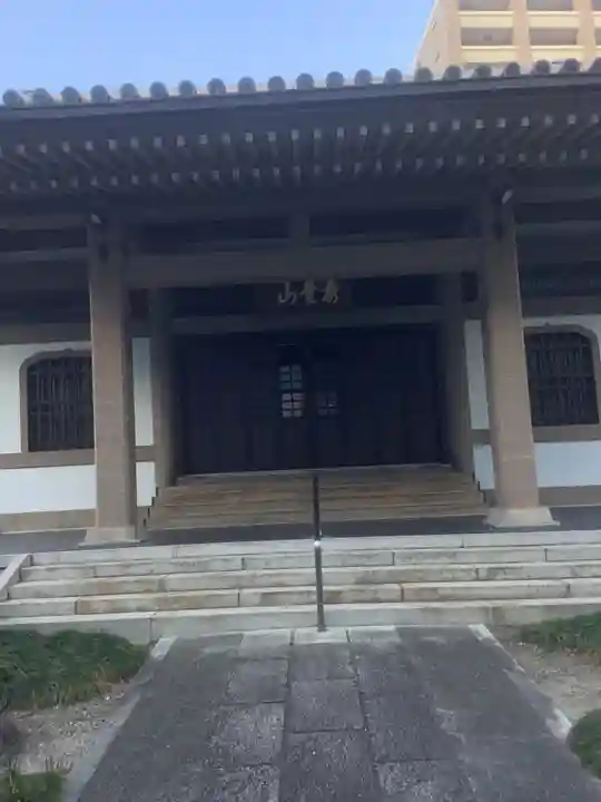 長松院の本殿・本堂