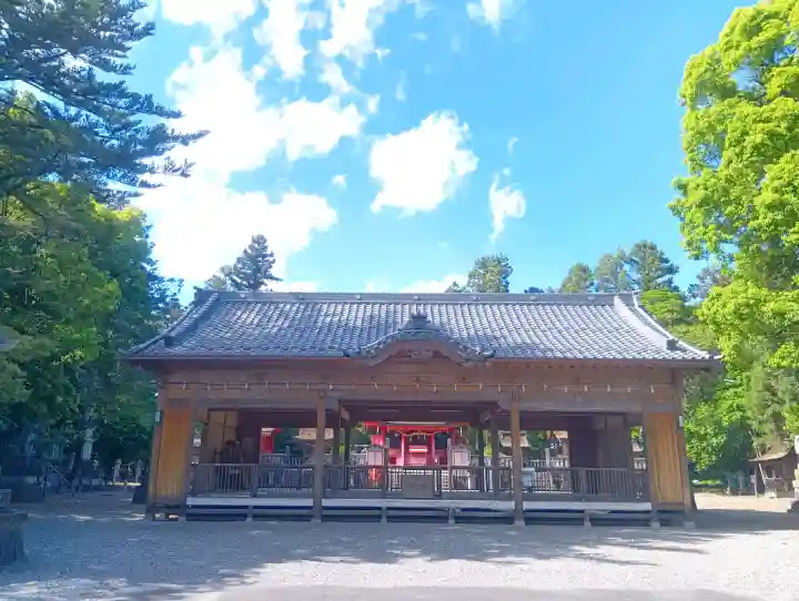 日吉神社の{uncategorized: "未分類", other: "その他", undefined: "問題あり", building: "その他建物", grave: "お墓", sacred_gate: "鳥居", guardian: "狛犬", statue: "像", buddha: "仏像", history: "歴史", nature: "自然", garden: "庭園", animal: "動物", pagoda: "塔", temizu: "手水舎", mountain_gate: "山門・神門", sanctuary: "本殿・本堂", subordinate: "末社・摂社", art: "芸術", scenery: "景色", jizo: "地蔵", ema: "絵馬", goshuin: "御朱印", omikuji: "おみくじ", items: "授与品その他", amulet: "お守り", goshuincho: "御朱印帳", eats: "食事", festival: "お祭り", votive_dance: "神楽", shichigosan: "七五三参", wedding: "結婚式", experience: "体験その他", initially: "初詣", around: "周辺", anti_infection: "感染症対策"}