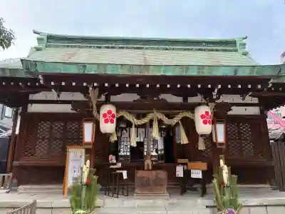 天神社の{uncategorized: "未分類", other: "その他", undefined: "問題あり", building: "その他建物", grave: "お墓", sacred_gate: "鳥居", guardian: "狛犬", statue: "像", buddha: "仏像", history: "歴史", nature: "自然", garden: "庭園", animal: "動物", pagoda: "塔", temizu: "手水舎", mountain_gate: "山門・神門", sanctuary: "本殿・本堂", subordinate: "末社・摂社", art: "芸術", scenery: "景色", jizo: "地蔵", ema: "絵馬", goshuin: "御朱印", omikuji: "おみくじ", items: "授与品その他", amulet: "お守り", goshuincho: "御朱印帳", eats: "食事", festival: "お祭り", votive_dance: "神楽", shichigosan: "七五三参", wedding: "結婚式", experience: "体験その他", initially: "初詣", around: "周辺", anti_infection: "感染症対策"}