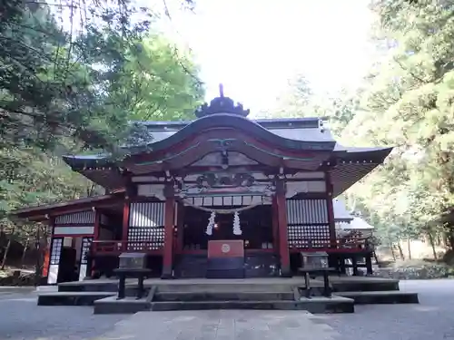 霧島東神社の本殿・本堂