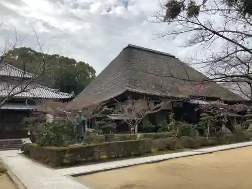 円通寺の本殿