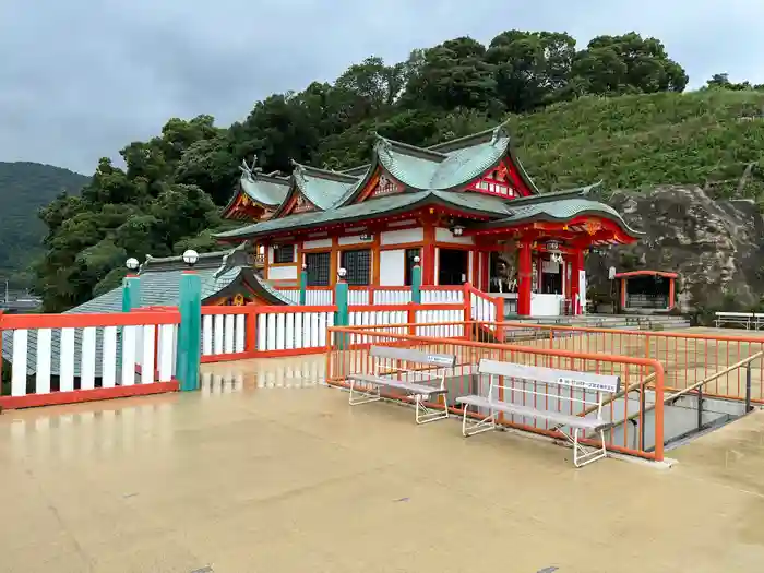 高橋稲荷神社の本殿