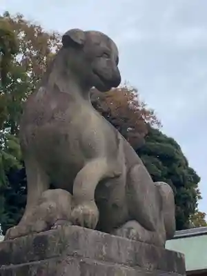 瀧泉寺（目黒不動尊）の狛犬