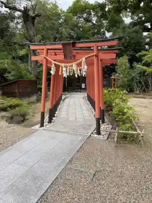 辛國神社の末社・摂社