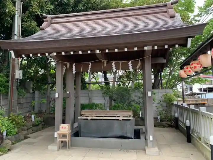 検見川神社の手水舎