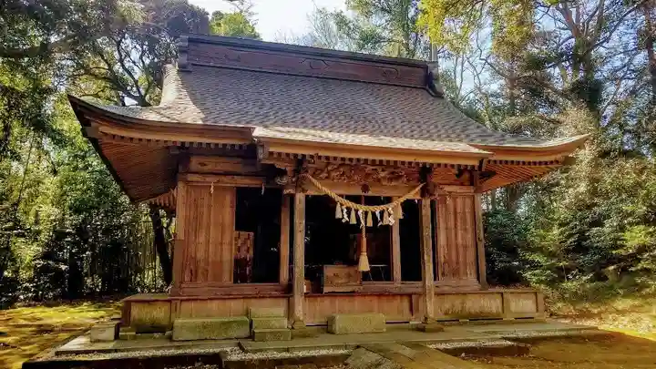 子安神社の本殿・本堂