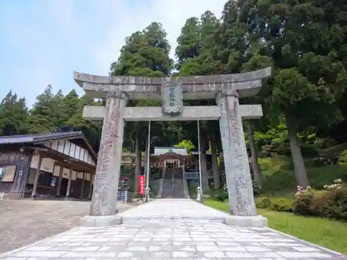 脊振神社の鳥居