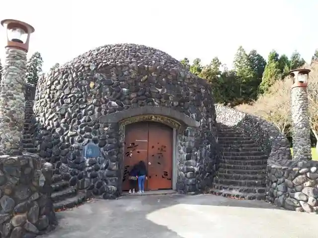 八幡神社の建物その他