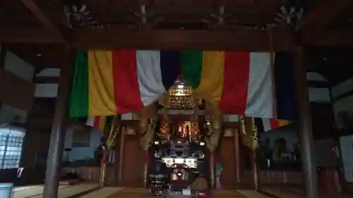 薬王寺の本殿・本堂