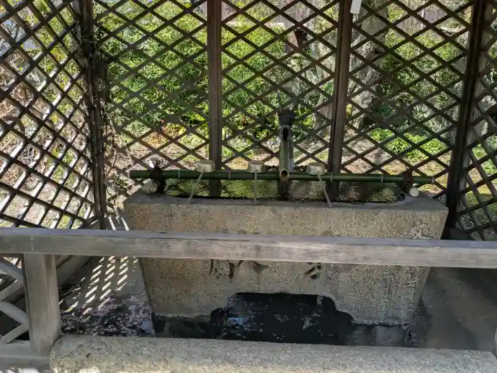 和貴宮神社の{uncategorized: "未分類", other: "その他", undefined: "問題あり", building: "その他建物", grave: "お墓", sacred_gate: "鳥居", guardian: "狛犬", statue: "像", buddha: "仏像", history: "歴史", nature: "自然", garden: "庭園", animal: "動物", pagoda: "塔", temizu: "手水舎", mountain_gate: "山門・神門", sanctuary: "本殿・本堂", subordinate: "末社・摂社", art: "芸術", scenery: "景色", jizo: "地蔵", ema: "絵馬", goshuin: "御朱印", omikuji: "おみくじ", items: "授与品その他", amulet: "お守り", goshuincho: "御朱印帳", eats: "食事", festival: "お祭り", votive_dance: "神楽", shichigosan: "七五三参", wedding: "結婚式", experience: "体験その他", initially: "初詣", around: "周辺", anti_infection: "感染症対策"}