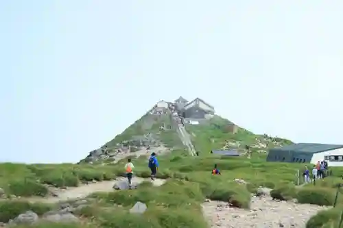 月山神社本宮の本殿