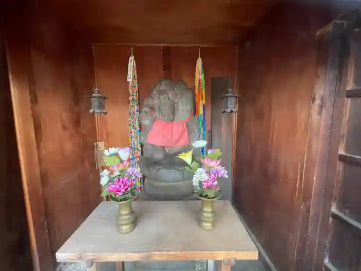 百八十八番供養塔の{uncategorized: "未分類", other: "その他", undefined: "問題あり", building: "その他建物", grave: "お墓", sacred_gate: "鳥居", guardian: "狛犬", statue: "像", buddha: "仏像", history: "歴史", nature: "自然", garden: "庭園", animal: "動物", pagoda: "塔", temizu: "手水舎", mountain_gate: "山門・神門", sanctuary: "本殿・本堂", subordinate: "末社・摂社", art: "芸術", scenery: "景色", jizo: "地蔵", ema: "絵馬", goshuin: "御朱印", omikuji: "おみくじ", items: "授与品その他", amulet: "お守り", goshuincho: "御朱印帳", eats: "食事", festival: "お祭り", votive_dance: "神楽", shichigosan: "七五三参", wedding: "結婚式", experience: "体験その他", initially: "初詣", around: "周辺", anti_infection: "感染症対策"}