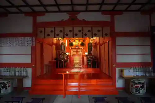 四宮神社の本殿・本堂