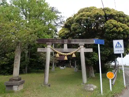 宮村岩部神社の鳥居