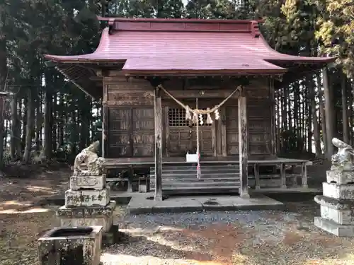 志波姫神社の本殿