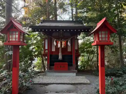 冠稲荷神社の{uncategorized: "未分類", other: "その他", undefined: "問題あり", building: "その他建物", grave: "お墓", sacred_gate: "鳥居", guardian: "狛犬", statue: "像", buddha: "仏像", history: "歴史", nature: "自然", garden: "庭園", animal: "動物", pagoda: "塔", temizu: "手水舎", mountain_gate: "山門・神門", sanctuary: "本殿・本堂", subordinate: "末社・摂社", art: "芸術", scenery: "景色", jizo: "地蔵", ema: "絵馬", goshuin: "御朱印", omikuji: "おみくじ", items: "授与品その他", amulet: "お守り", goshuincho: "御朱印帳", eats: "食事", festival: "お祭り", votive_dance: "神楽", shichigosan: "七五三参", wedding: "結婚式", experience: "体験その他", initially: "初詣", around: "周辺", anti_infection: "感染症対策"}