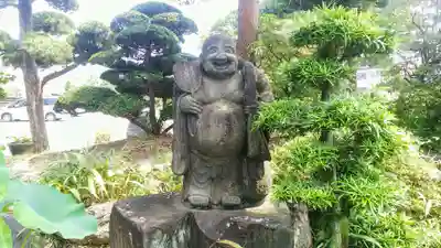 観音寺の像