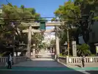 難波八阪神社の鳥居