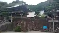 霊巌寺の山門・神門