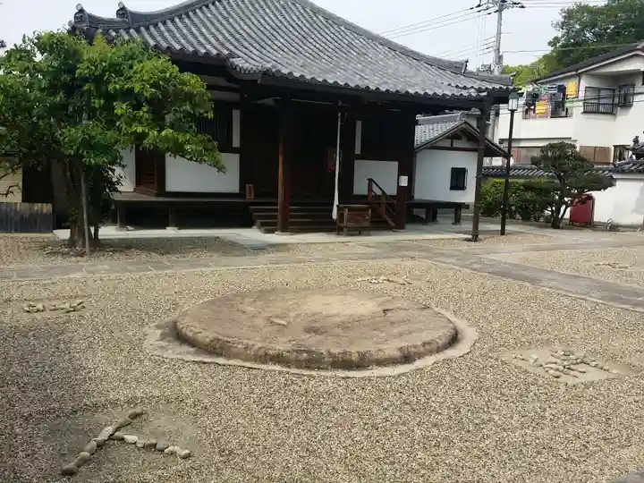 道明寺の庭園