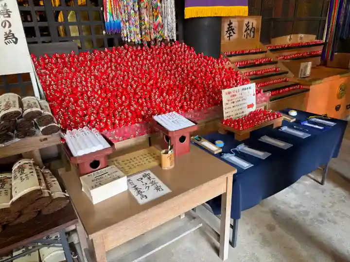 宝厳寺の{uncategorized: "未分類", other: "その他", undefined: "問題あり", building: "その他建物", grave: "お墓", sacred_gate: "鳥居", guardian: "狛犬", statue: "像", buddha: "仏像", history: "歴史", nature: "自然", garden: "庭園", animal: "動物", pagoda: "塔", temizu: "手水舎", mountain_gate: "山門・神門", sanctuary: "本殿・本堂", subordinate: "末社・摂社", art: "芸術", scenery: "景色", jizo: "地蔵", ema: "絵馬", goshuin: "御朱印", omikuji: "おみくじ", items: "授与品その他", amulet: "お守り", goshuincho: "御朱印帳", eats: "食事", festival: "お祭り", votive_dance: "神楽", shichigosan: "七五三参", wedding: "結婚式", experience: "体験その他", initially: "初詣", around: "周辺", anti_infection: "感染症対策"}