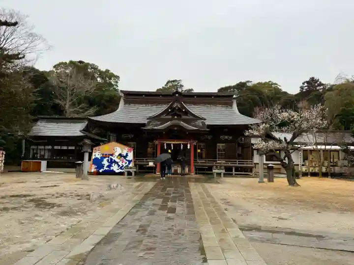 大洗磯前神社の{uncategorized: "未分類", other: "その他", undefined: "問題あり", building: "その他建物", grave: "お墓", sacred_gate: "鳥居", guardian: "狛犬", statue: "像", buddha: "仏像", history: "歴史", nature: "自然", garden: "庭園", animal: "動物", pagoda: "塔", temizu: "手水舎", mountain_gate: "山門・神門", sanctuary: "本殿・本堂", subordinate: "末社・摂社", art: "芸術", scenery: "景色", jizo: "地蔵", ema: "絵馬", goshuin: "御朱印", omikuji: "おみくじ", items: "授与品その他", amulet: "お守り", goshuincho: "御朱印帳", eats: "食事", festival: "お祭り", votive_dance: "神楽", shichigosan: "七五三参", wedding: "結婚式", experience: "体験その他", initially: "初詣", around: "周辺", anti_infection: "感染症対策"}