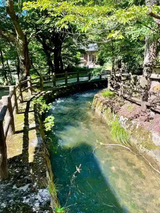 戸ノ口堰水神社(福島県)