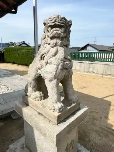 出雲大社大阪分祠 御旅所 (元宮)の{uncategorized: "未分類", other: "その他", undefined: "問題あり", building: "その他建物", grave: "お墓", sacred_gate: "鳥居", guardian: "狛犬", statue: "像", buddha: "仏像", history: "歴史", nature: "自然", garden: "庭園", animal: "動物", pagoda: "塔", temizu: "手水舎", mountain_gate: "山門・神門", sanctuary: "本殿・本堂", subordinate: "末社・摂社", art: "芸術", scenery: "景色", jizo: "地蔵", ema: "絵馬", goshuin: "御朱印", omikuji: "おみくじ", items: "授与品その他", amulet: "お守り", goshuincho: "御朱印帳", eats: "食事", festival: "お祭り", votive_dance: "神楽", shichigosan: "七五三参", wedding: "結婚式", experience: "体験その他", initially: "初詣", around: "周辺", anti_infection: "感染症対策"}