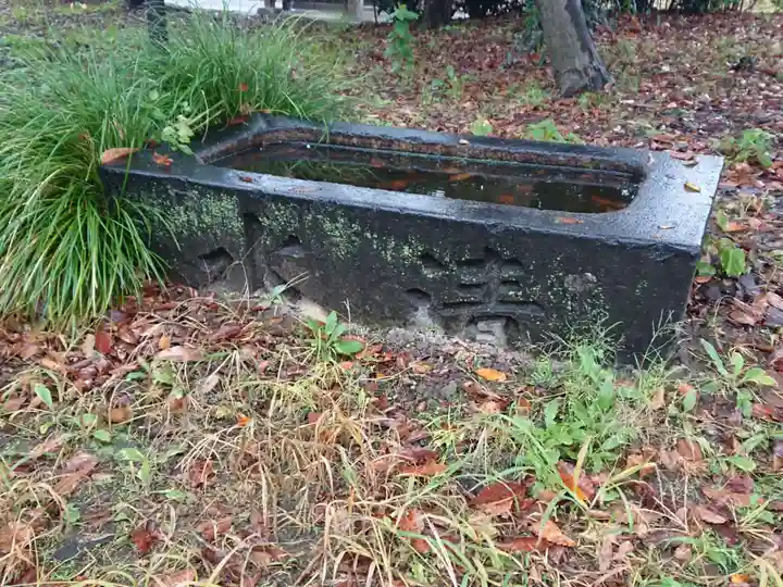 八幡社の手水舎