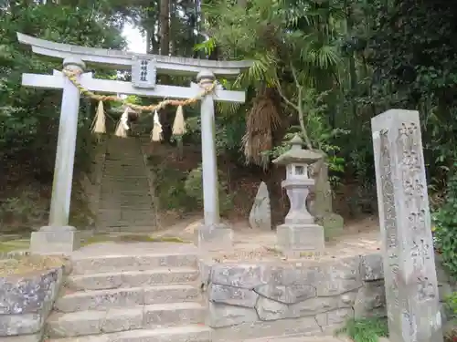 神明神社の鳥居