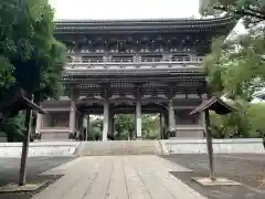 総持寺の山門